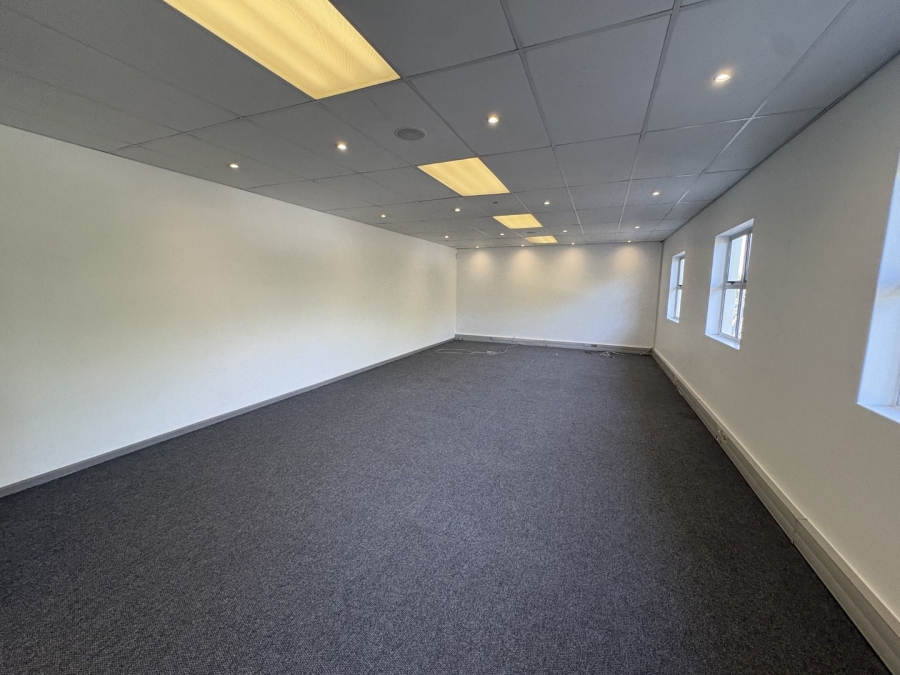 To Let Commercial Property for Rent in Montague Gardens Western Cape